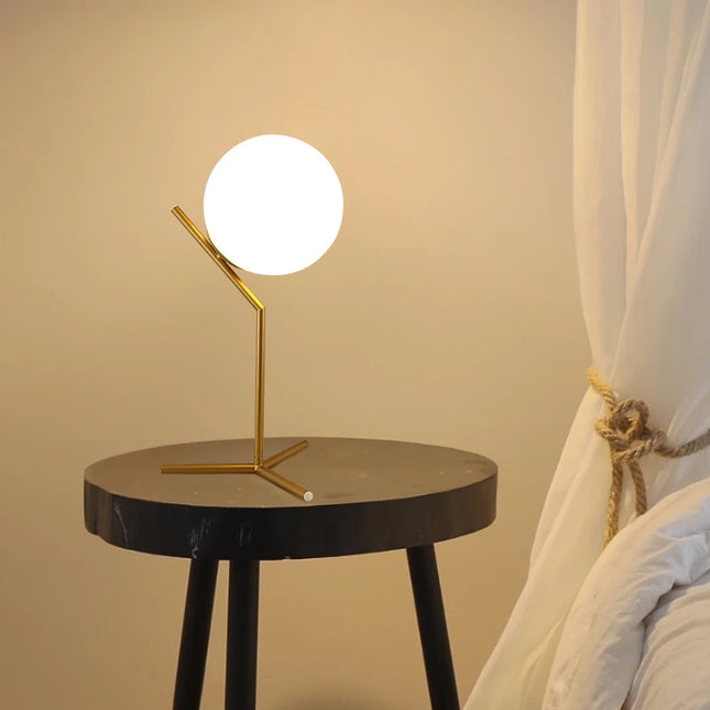 Table Lamp IC