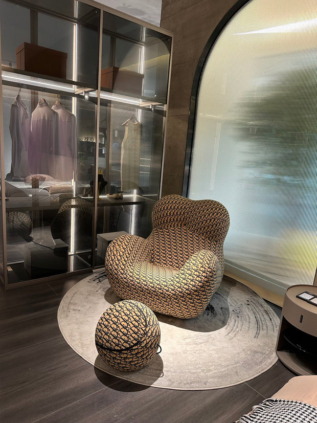 <h5>Order custom-designed furniture</h5>