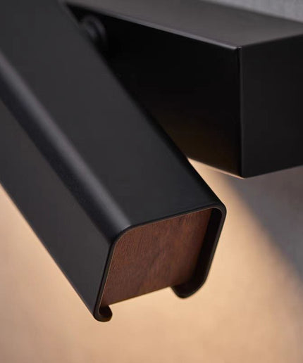 Wall Sconce METRENA