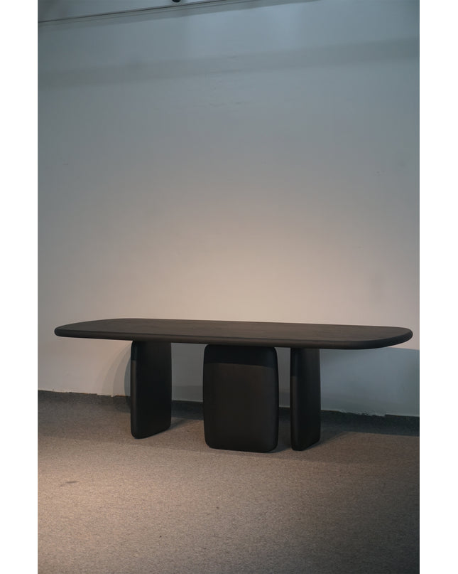 Dining table ROVERE by Rodesigne