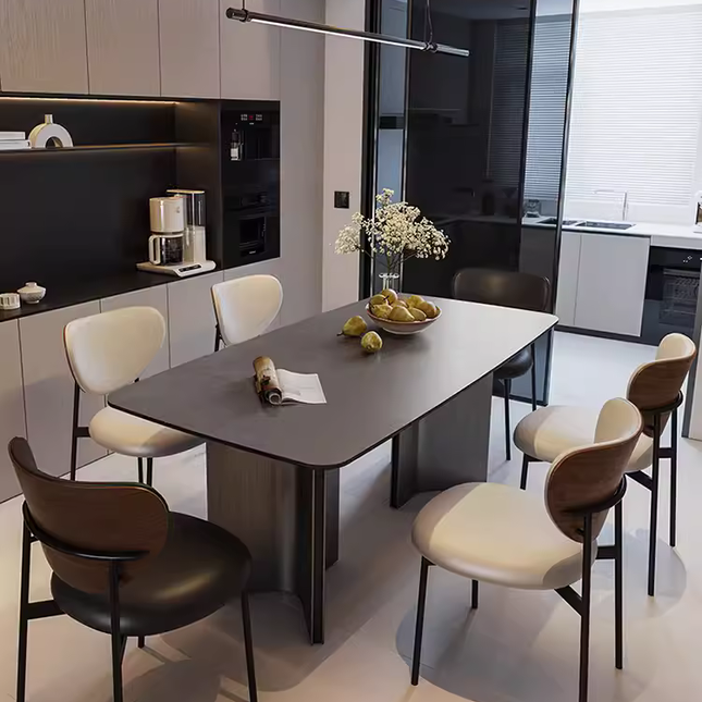 Table MIOLA