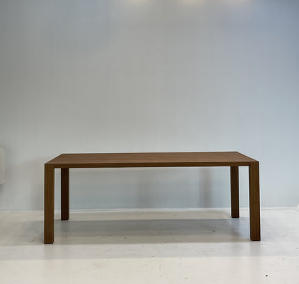 Dining table WALNO by Rodesigne