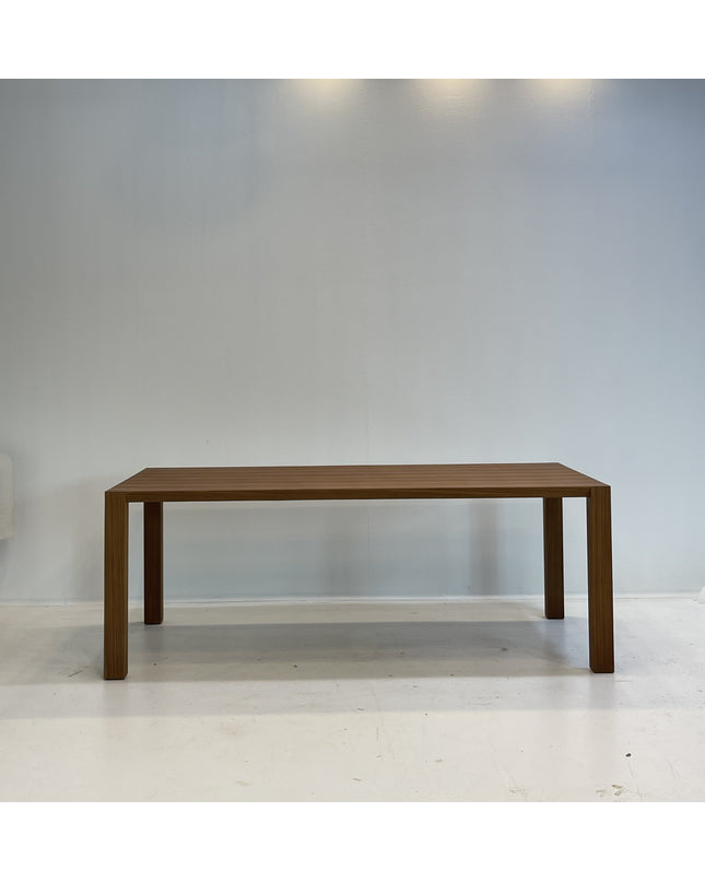 Dining table WALNO by Rodesigne