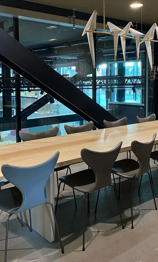 Chandelier PERCHING BIRD by Rodesigne