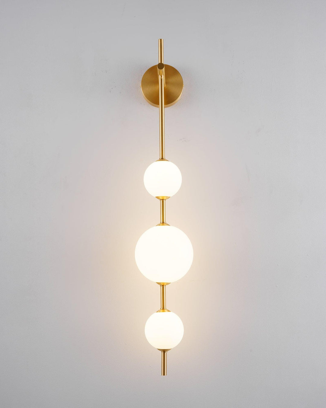 Wall lamp (Sconce) GLOBO VERTICAL by Rodesigne