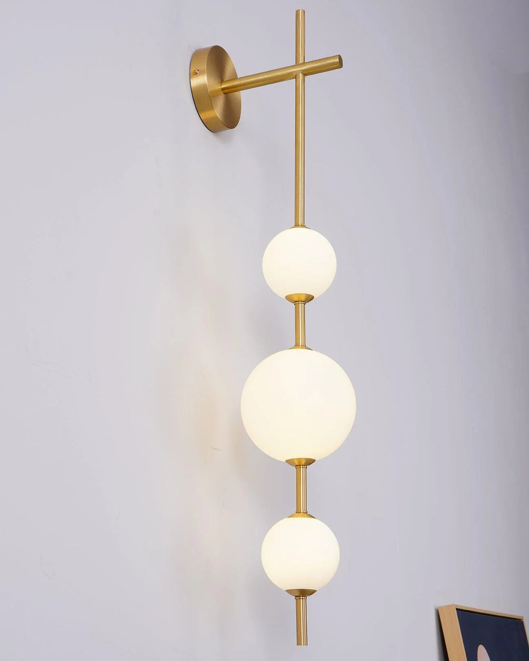 Wall lamp (Sconce) GLOBO VERTICAL by Rodesigne