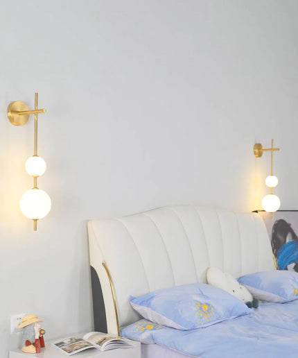 Wall lamp (Sconce) GLOBO VERTICAL by Rodesigne
