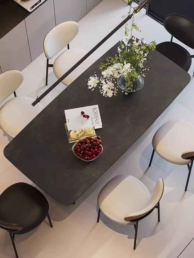 Table MIOLA