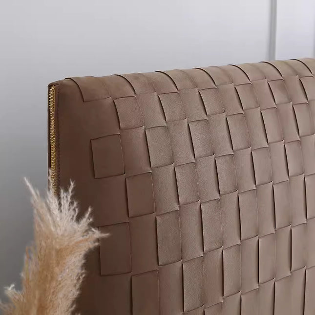 Bed YOLAND — designer bed, custom furniture by RODESIGNE