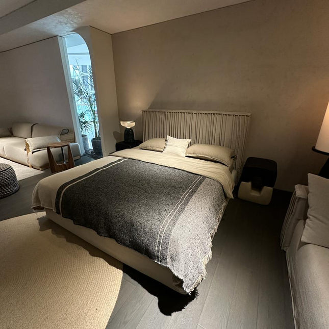 Bed CAVIER — designer bed, custom furniture by RODESIGNE