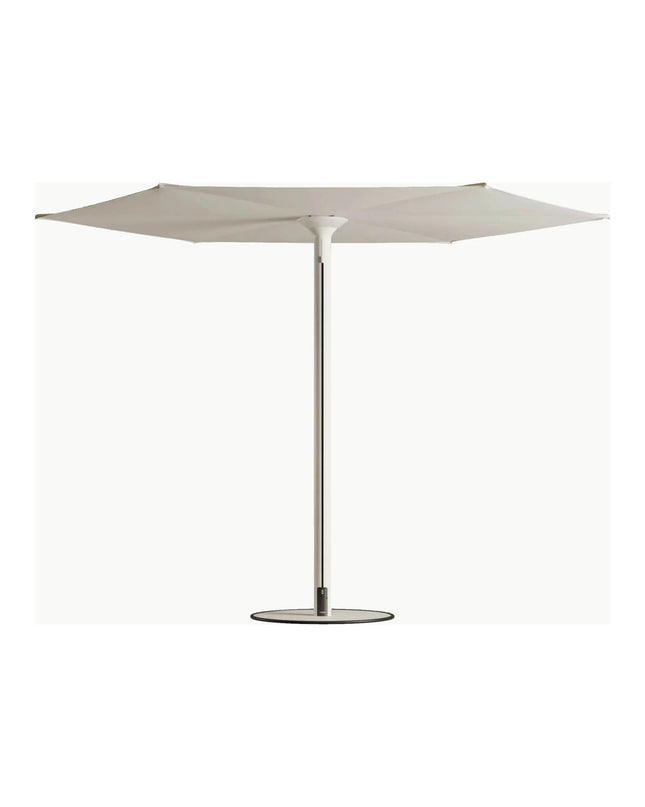 HELIOS retractable LED parasol on white