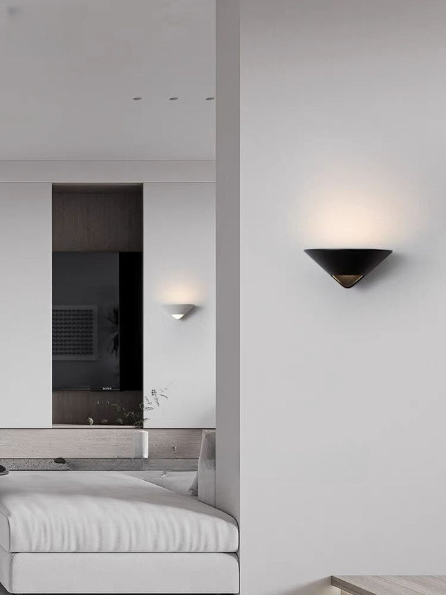 Wall Sconce TILMAN