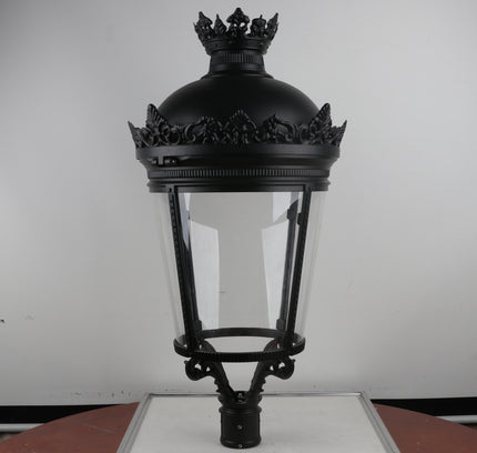 Street lantern M-090 by RODESIGNE