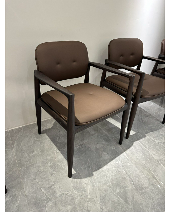 Chair CALEO by Rodesigne