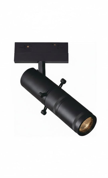 Spotlight PRATO-31