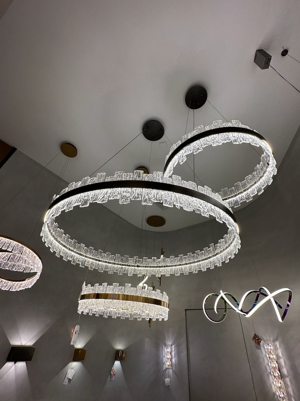 Chandelier OTTORO by Rodesigne