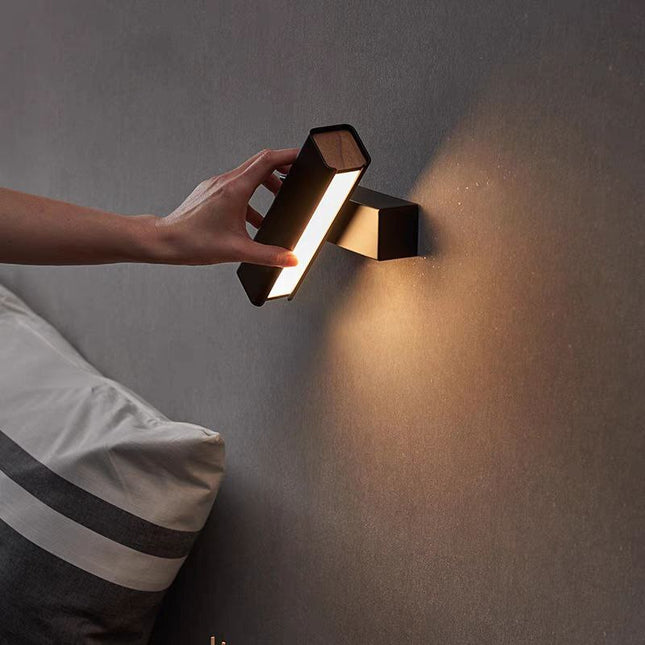 Wall Sconce METRENA