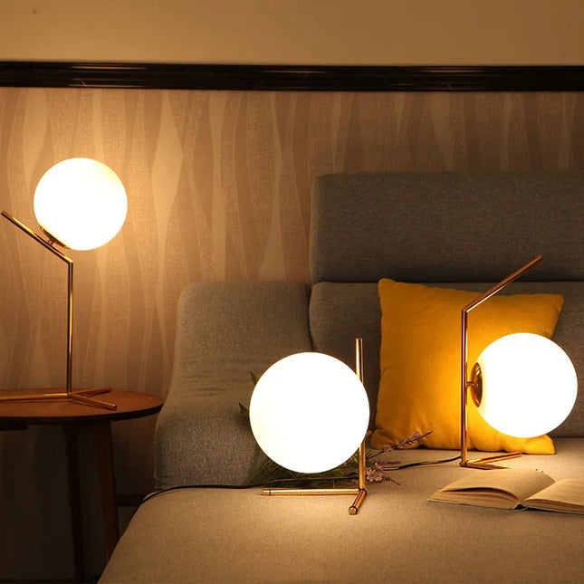 Table Lamp IC