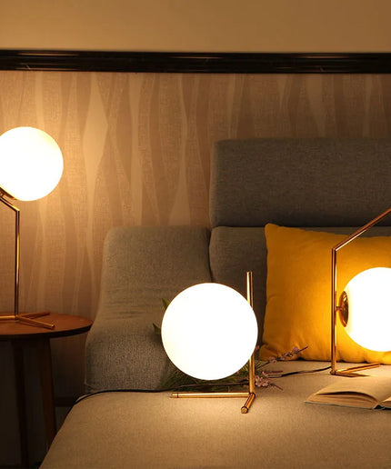 Table Lamp IC