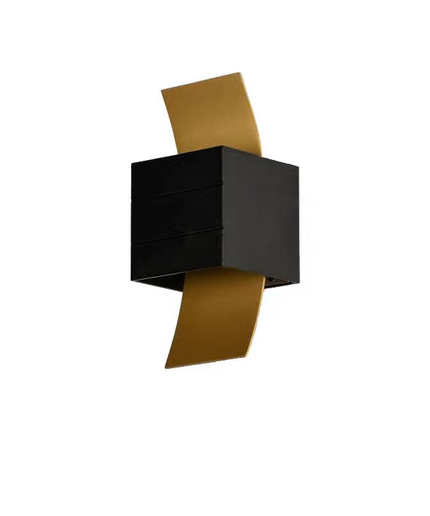 Wall Sconce DOLNER