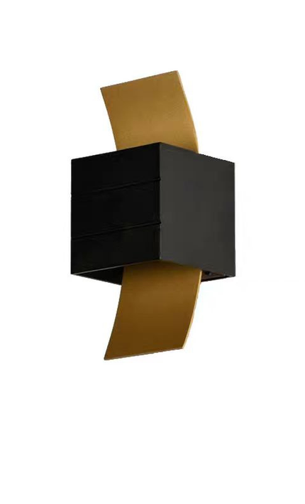 Wall Sconce DOLNER