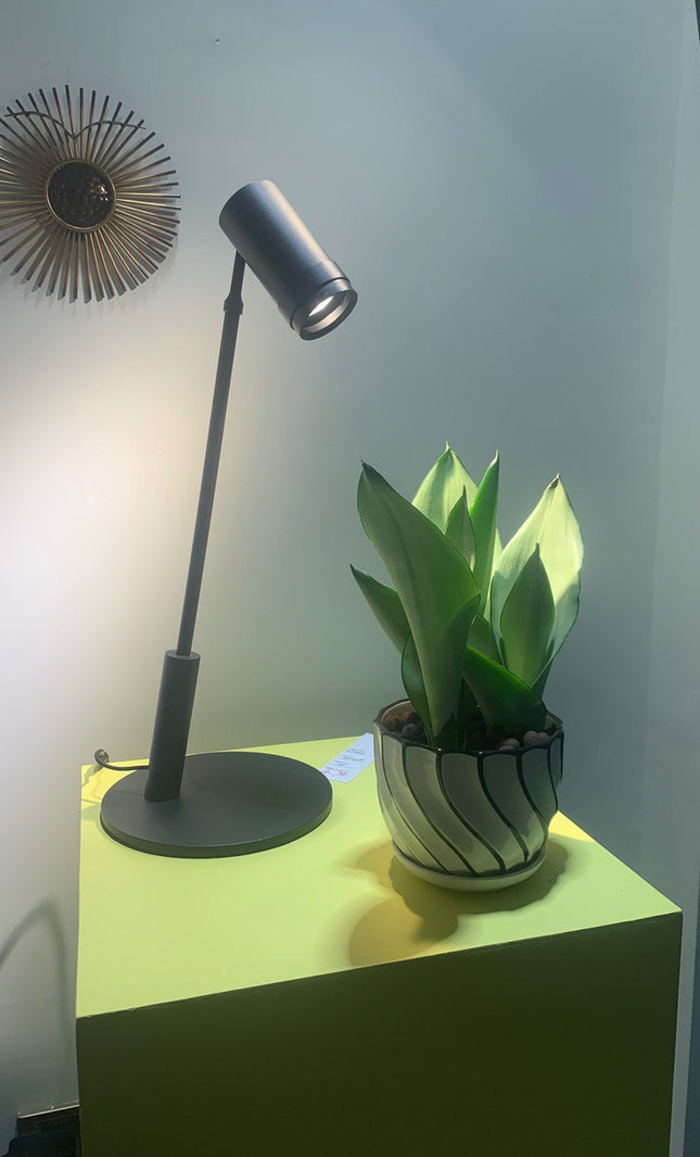 Table lamp CRISPY by Rodesigne