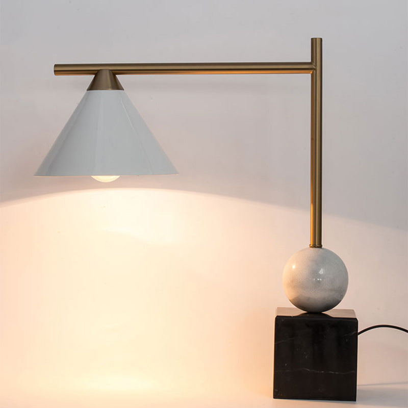 Table lamp SERAFIN by Rodesigne