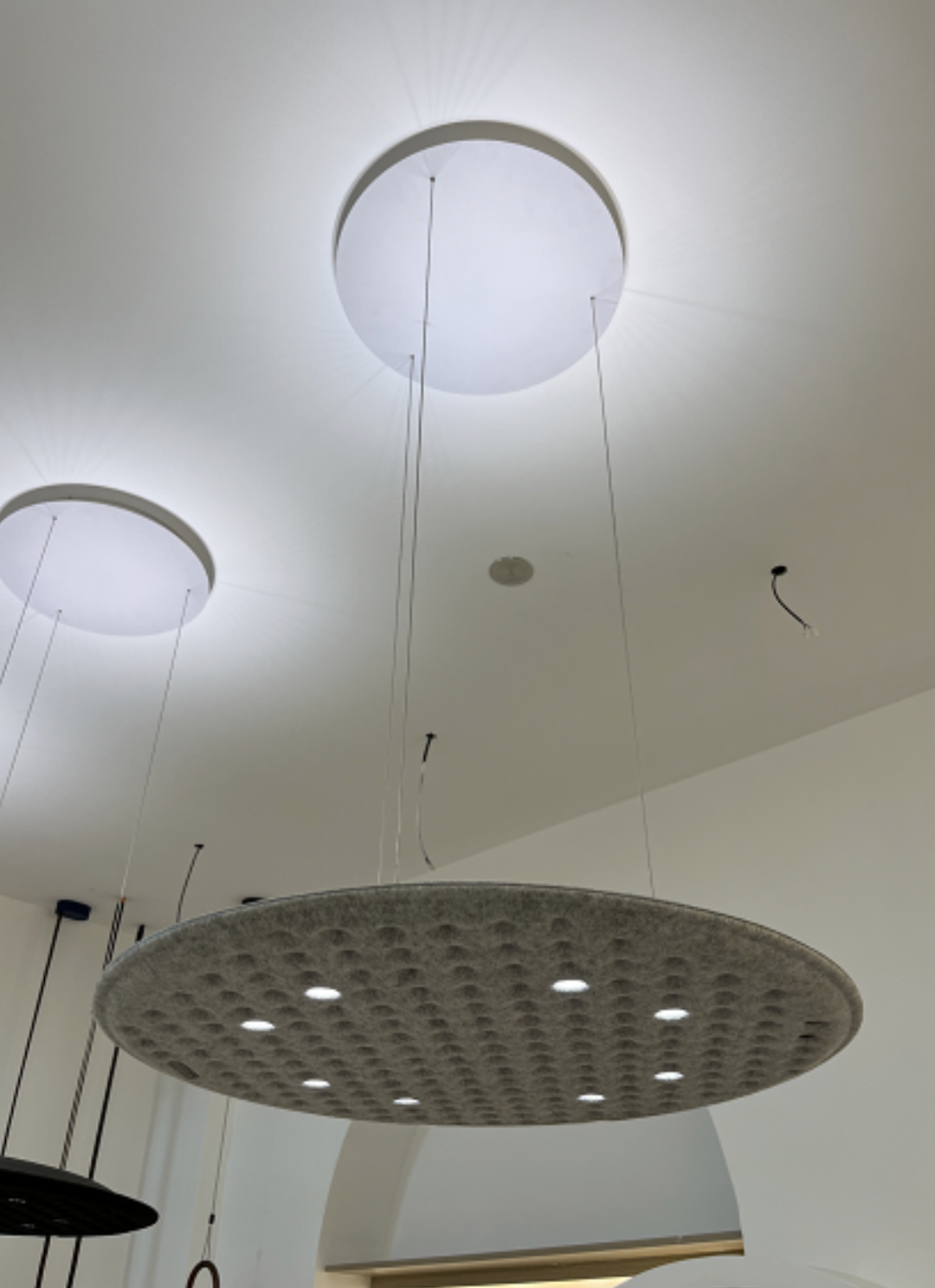 Acoustic lamp VOLANT by Rodesigne