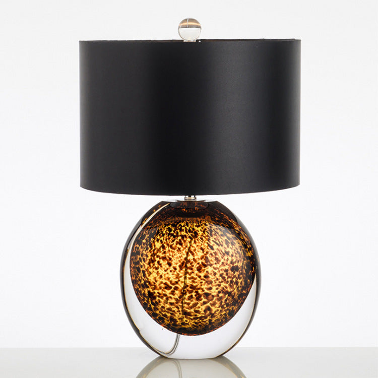 Table lamp PAZ by Rodesigne