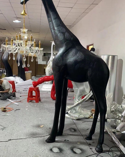 Floor lamp GIRAFFE WITH LOVE by Rodesigne