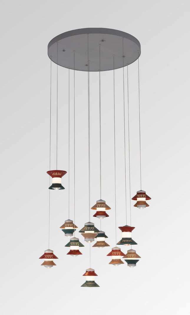 DRAYKE chandelier by Rodesigne