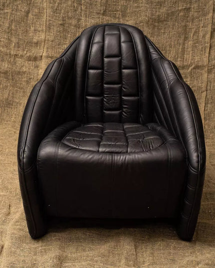 FUTURU chair by Rodesigne