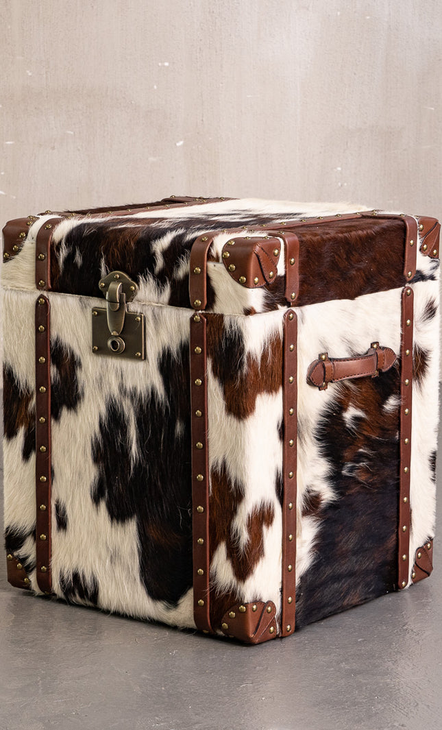 VACCA by Rodesigne Chest