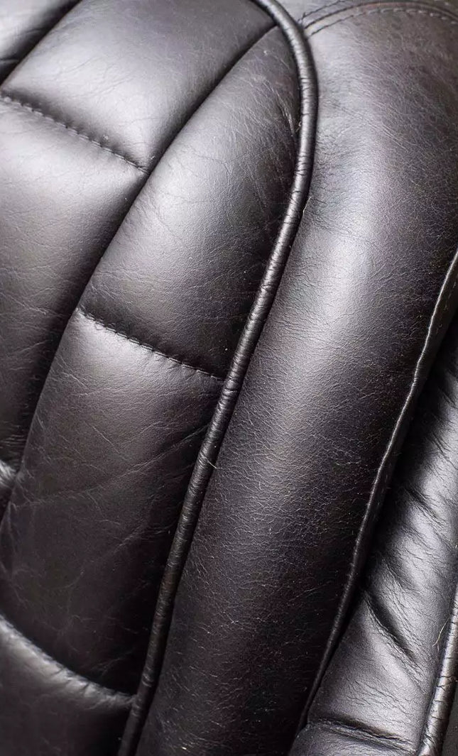 FUTURU chair by Rodesigne