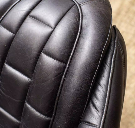 FUTURU chair by Rodesigne — designer chair, custom furniture by RODESIGNE